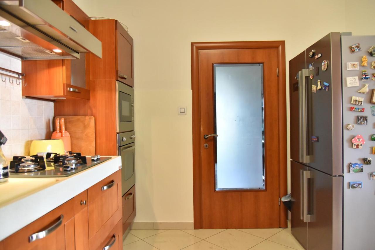 Villa Lux Nina With Six Bedrooms, Private Pool, Sauna Zadar Eksteriør billede