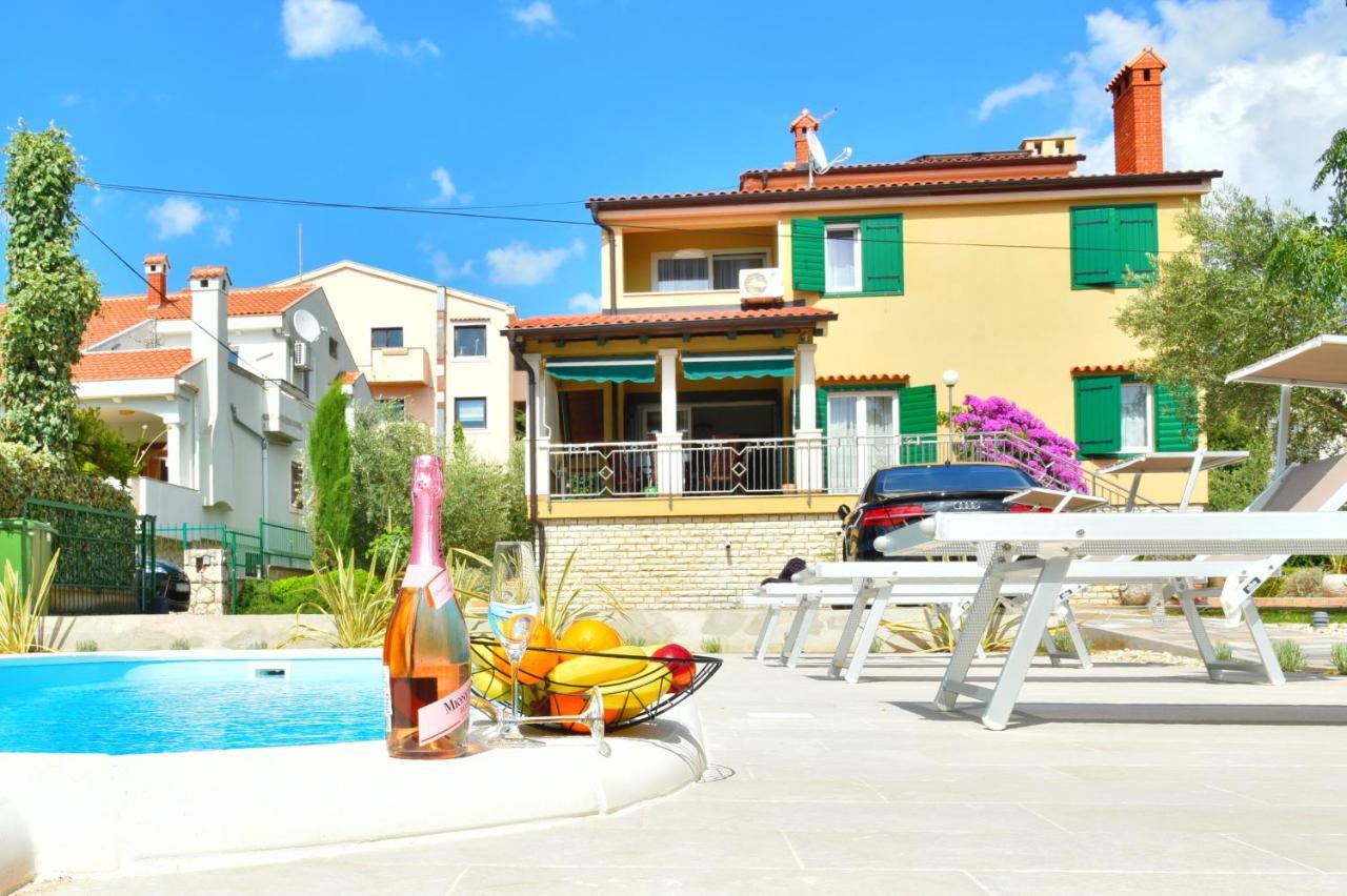 Villa Lux Nina With Six Bedrooms, Private Pool, Sauna Zadar Eksteriør billede