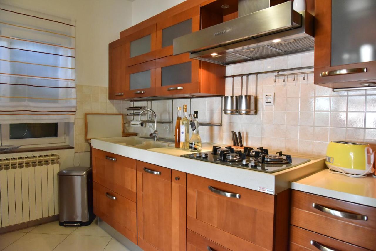 Villa Lux Nina With Six Bedrooms, Private Pool, Sauna Zadar Eksteriør billede